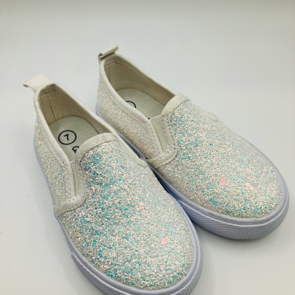 Cat & Jack Girls Iridescent Sparkly White Slip ons Boat Shoes-Gently Used Size 7 - Picture 3 of 6